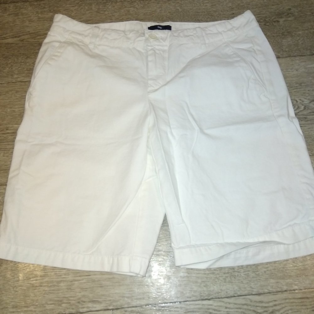 Gap shorts